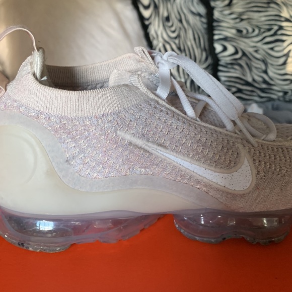 COPY - Nike Air VaporMax 2021 Flyknit Running shoes woman’s size 7.5 - Picture 12 of 12